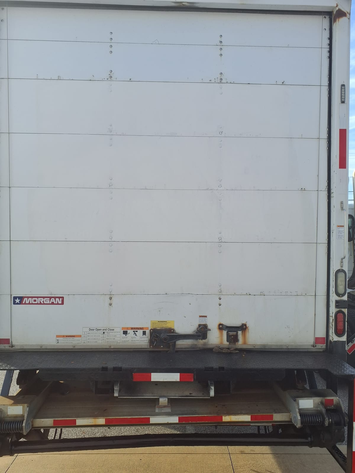 2012 Freightliner/Mercedes M2 106 459457