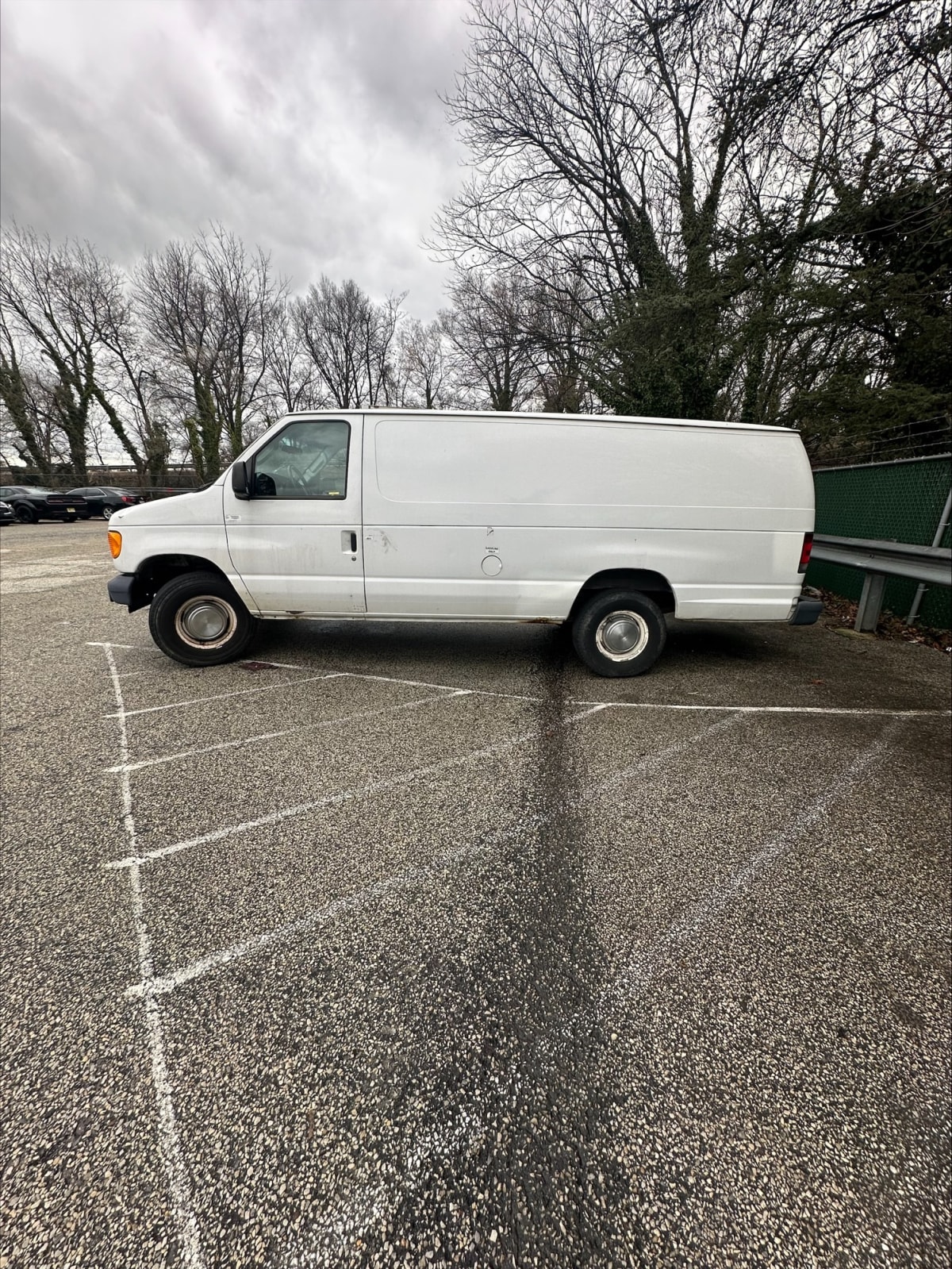 2006 Ford Motor Company E-350 ECONOLINE 475584