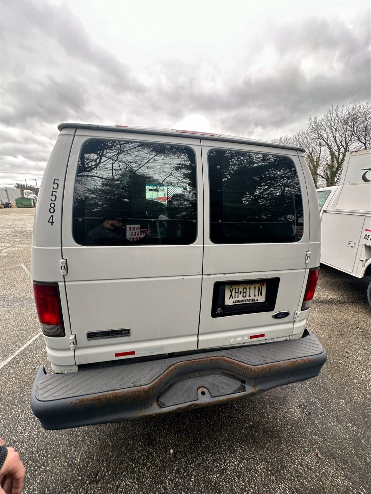 2006 Ford Motor Company E-350 ECONOLINE 475584