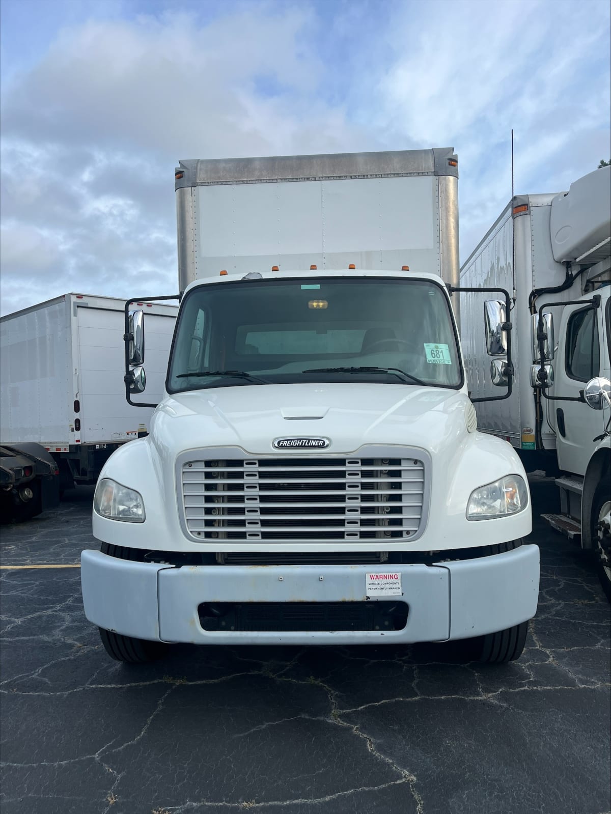 2013 Freightliner/Mercedes M2 106 480964