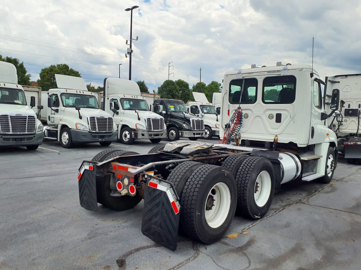 2013 Freightliner/Mercedes CASCADIA 125 482520