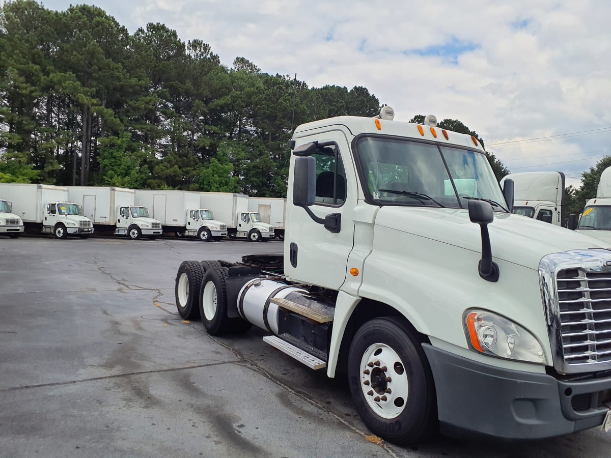 2013 Freightliner/Mercedes CASCADIA 125 482520