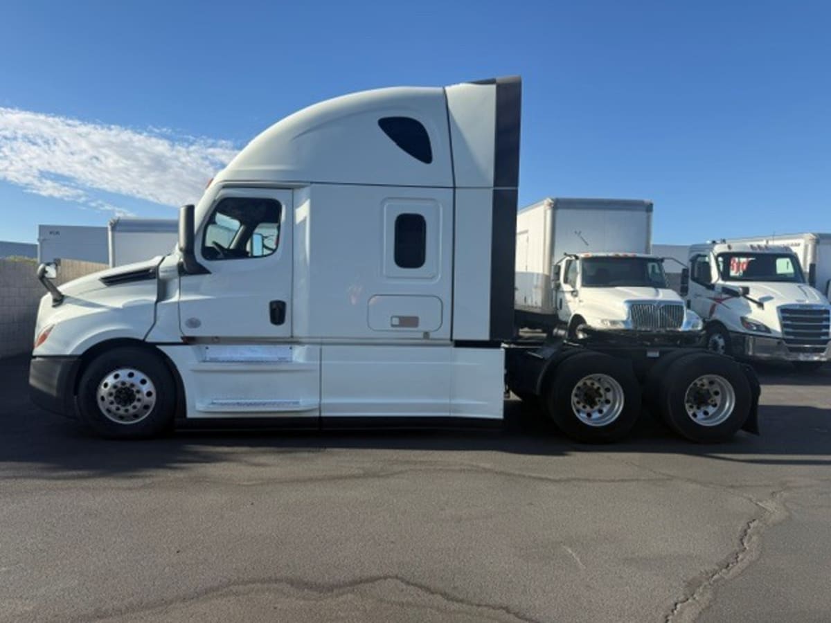 2024 Freightliner/Mercedes NEW CASCADIA PX12664 484403