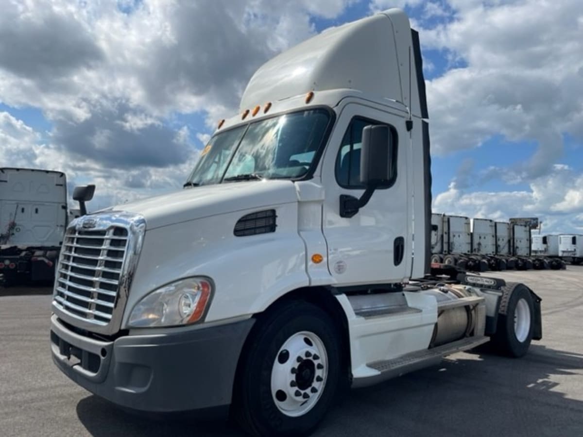 Freightliner/Mercedes CASCADIA 113 VEH-488304