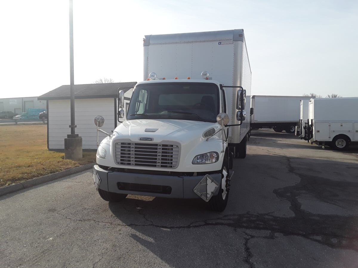 2013 Freightliner/Mercedes M2 106 492317