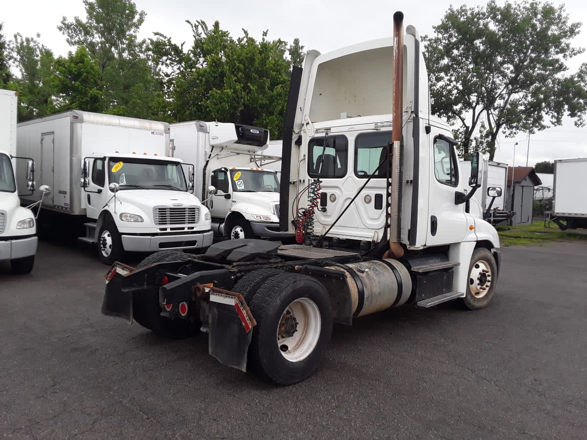 2013 Freightliner/Mercedes CASCADIA 125 492645