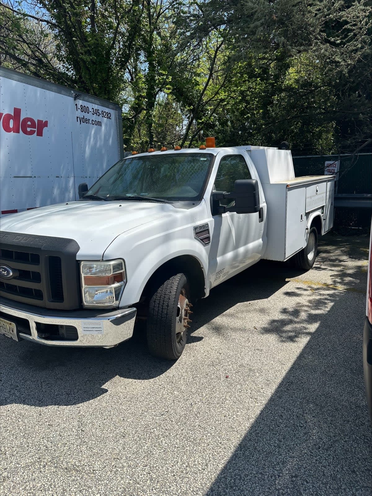 2008 Ford Motor Company F350 495433
