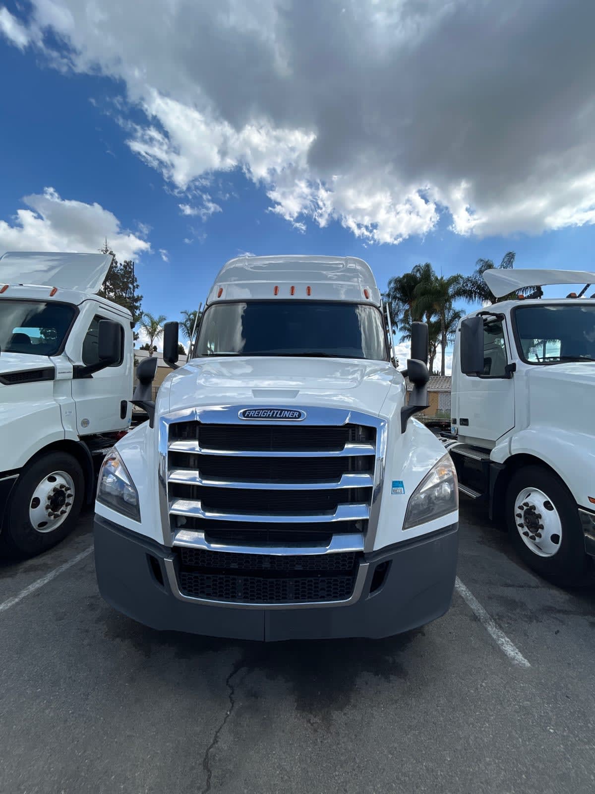 2021 Freightliner - image 2