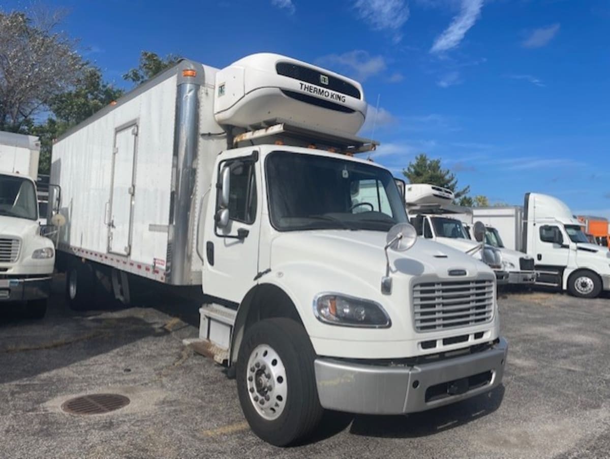 2021 Freightliner/Mercedes M2 106 500825