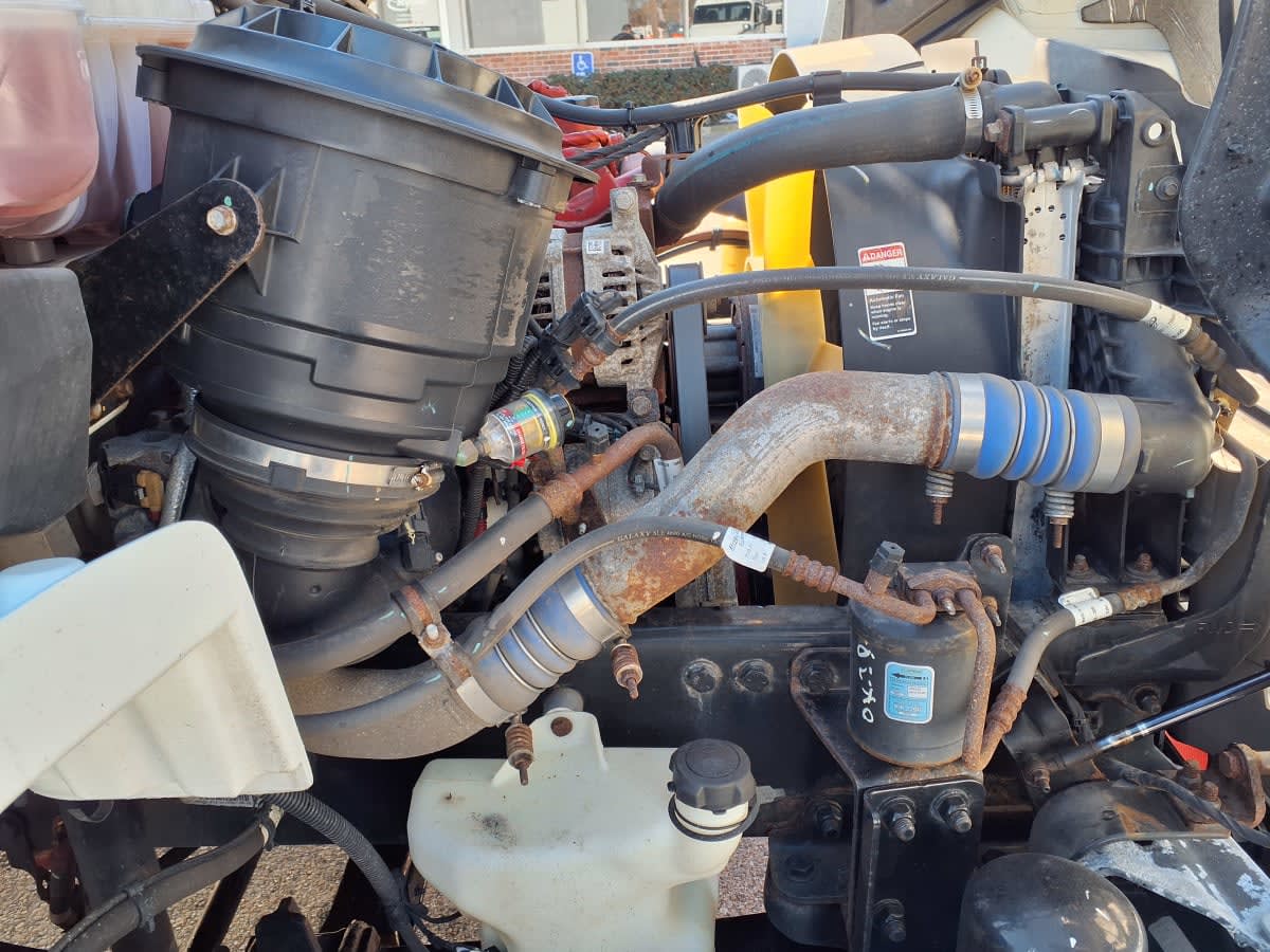 2021 Freightliner/Mercedes M2 106 501127