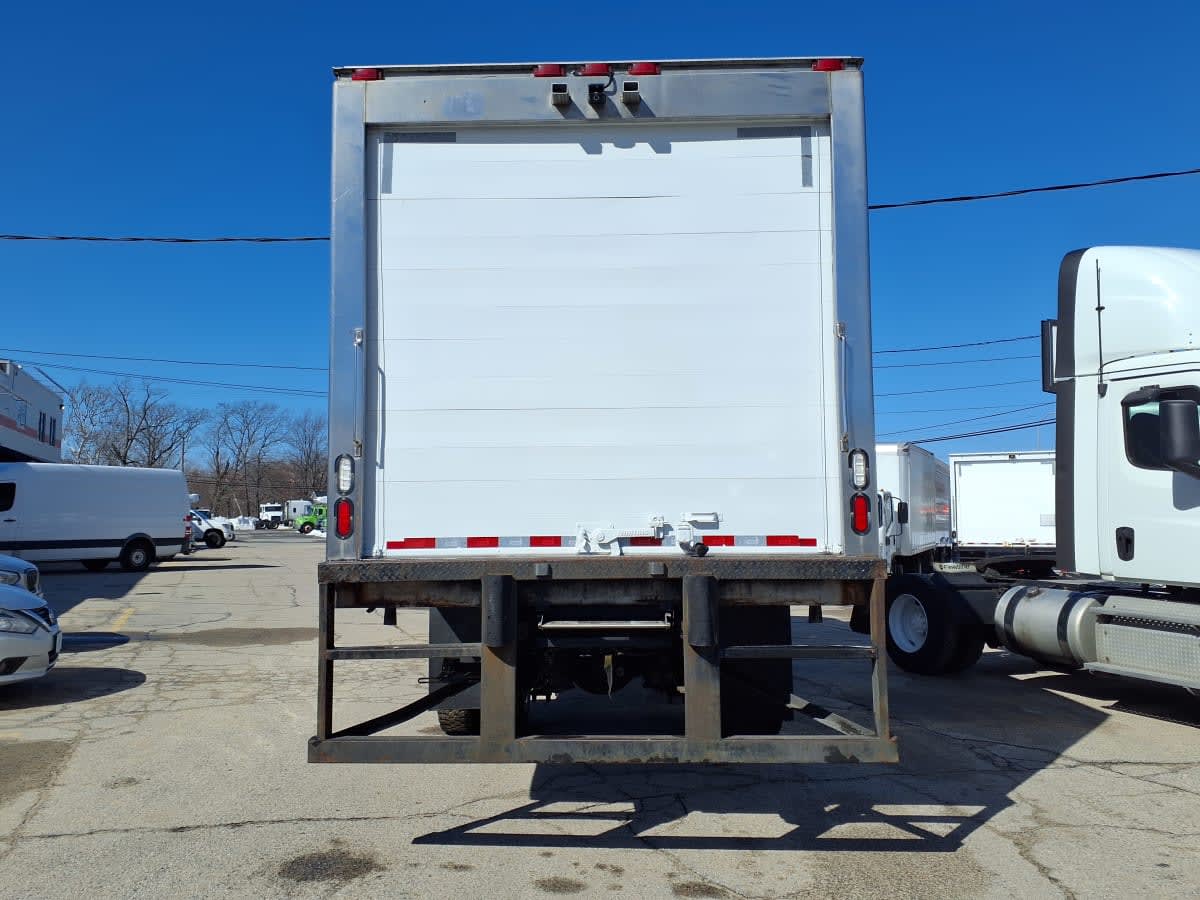 2021 Freightliner/Mercedes M2 106 501127