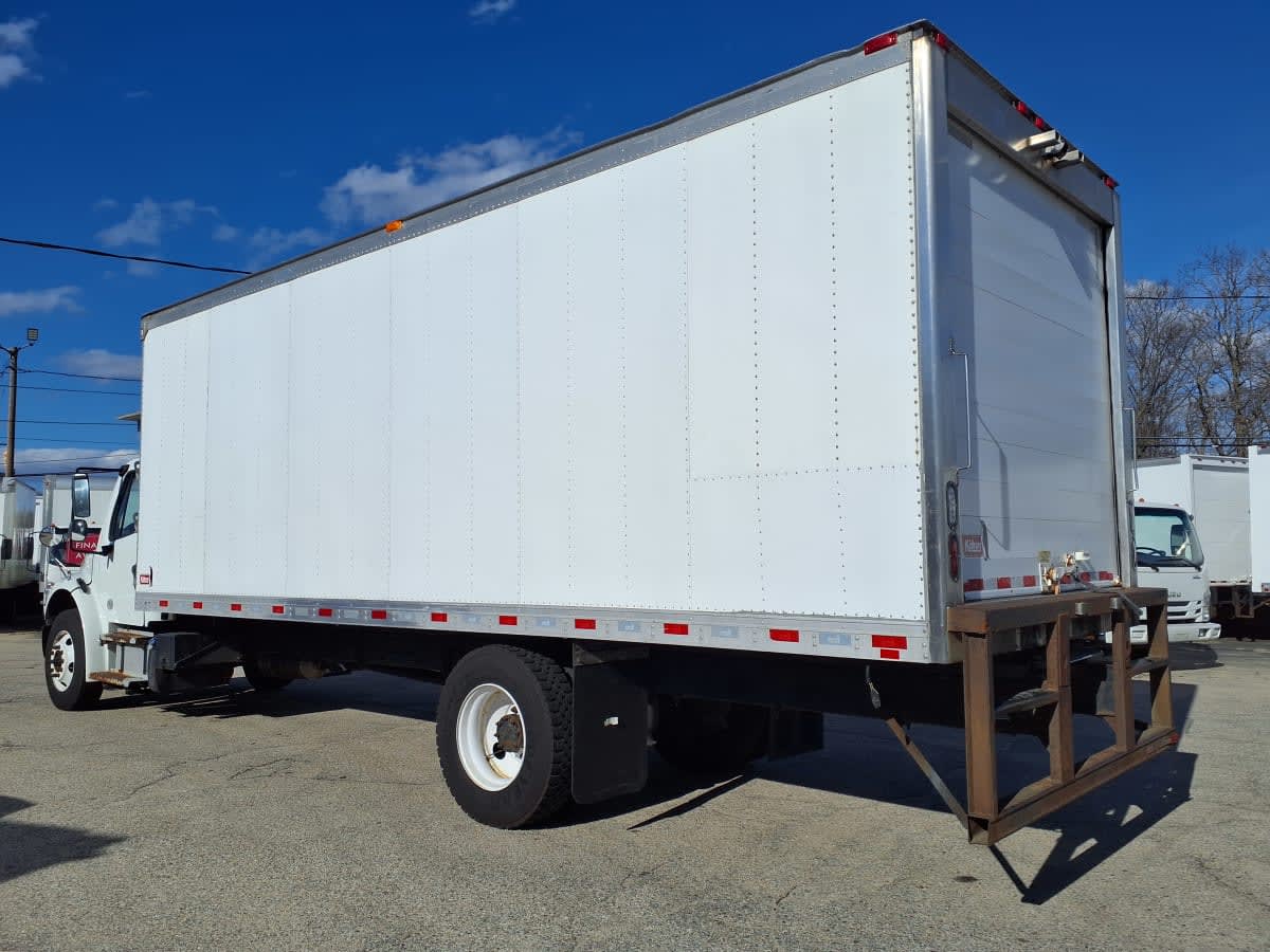 2021 Freightliner/Mercedes M2 106 501128