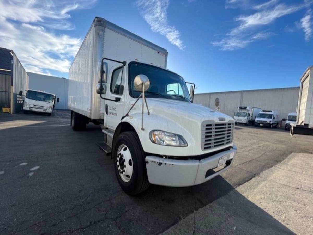 2013 Freightliner/Mercedes M2 106 503431