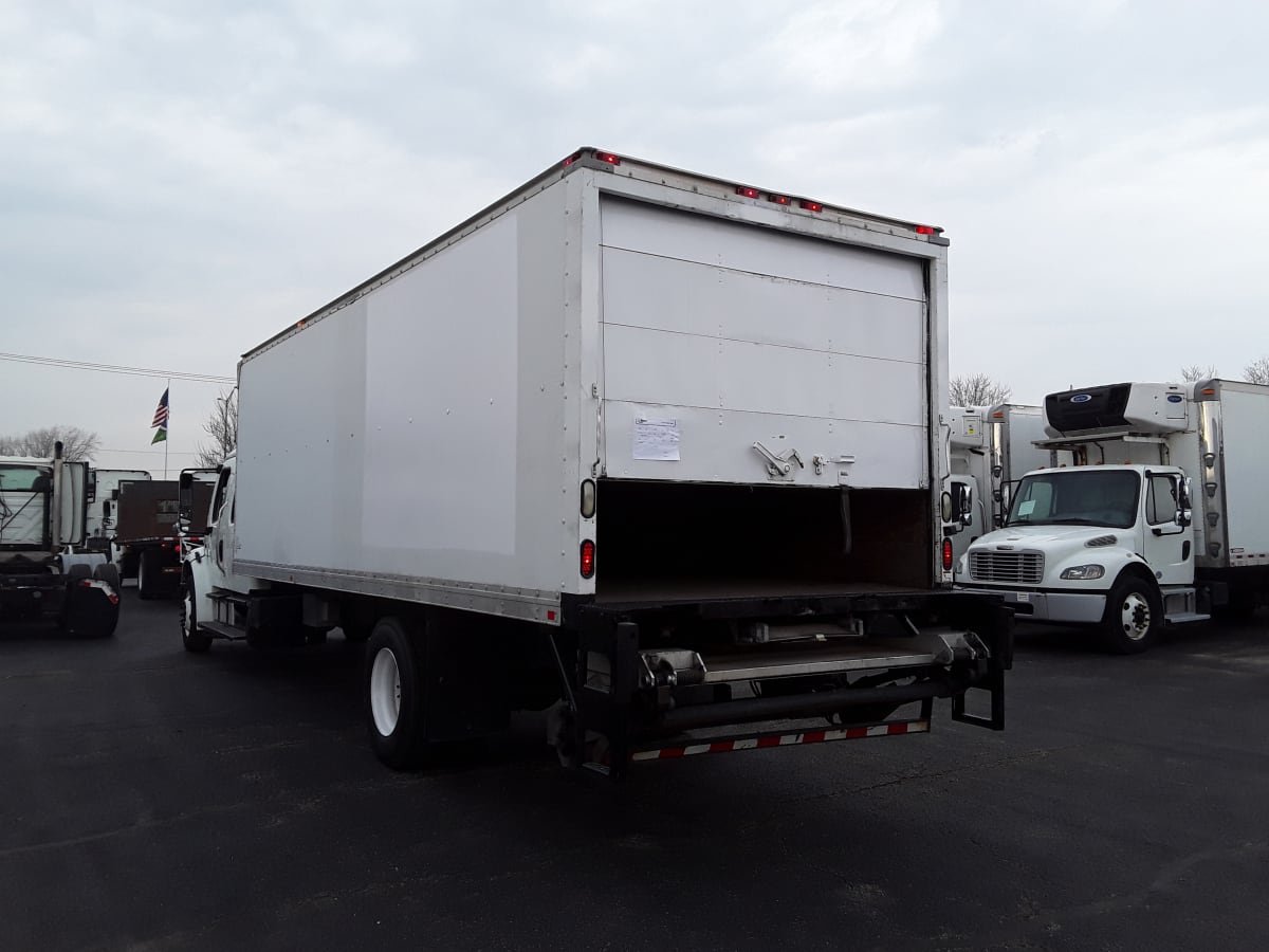 2013 Freightliner/Mercedes M2 106 504420