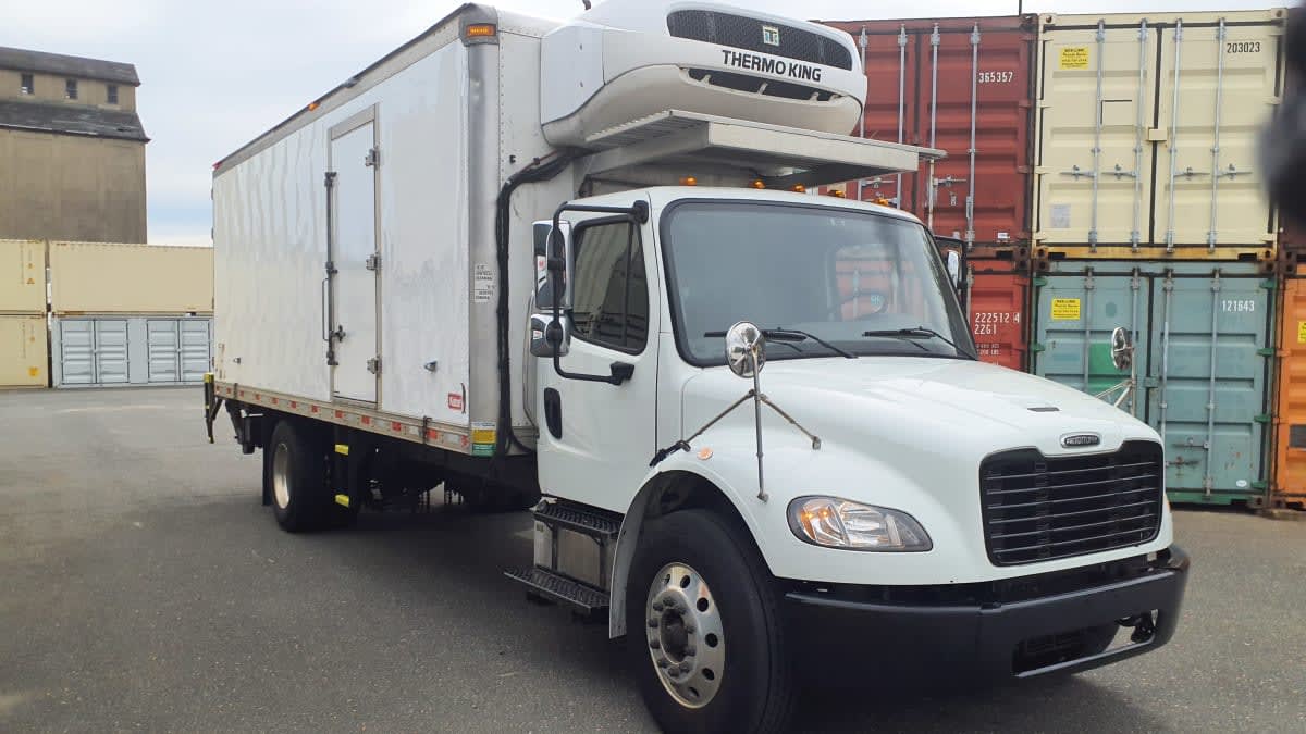 2021 Freightliner/Mercedes M2 106 504938