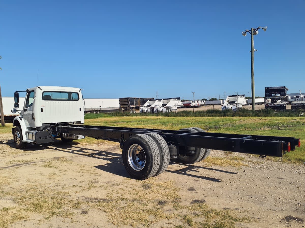 2021 Freightliner M2 106 in Converse, TX — photo 6