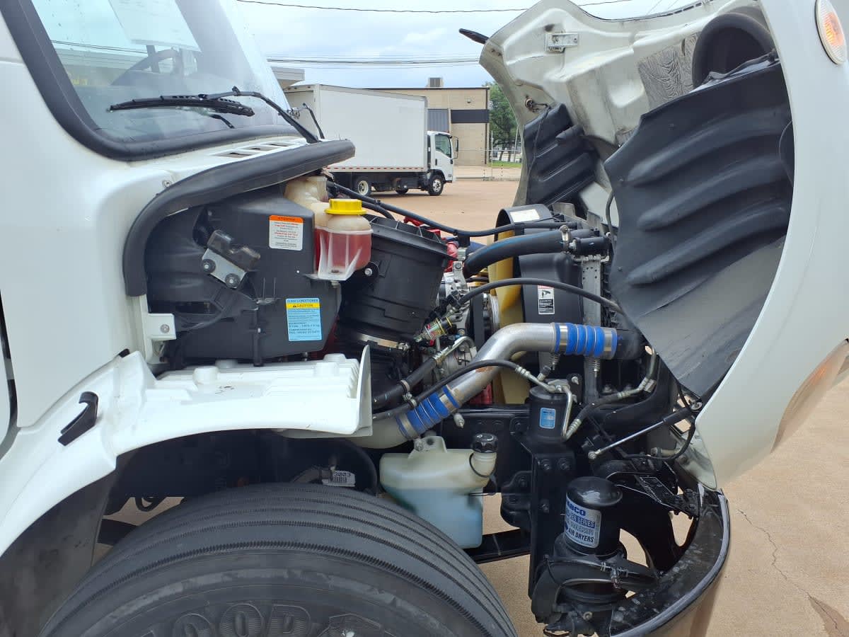 2021 Freightliner/Mercedes M2 106 506063