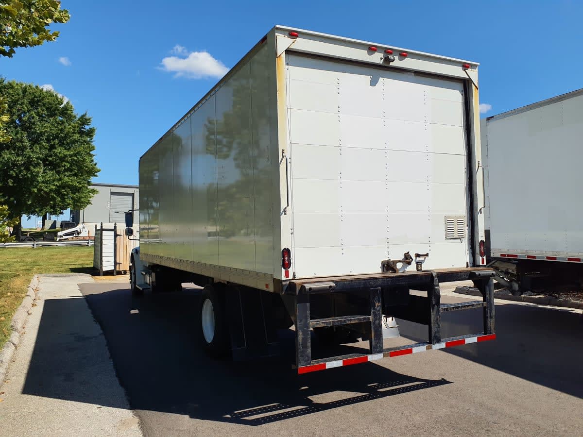 2021 Freightliner M2 106 506439