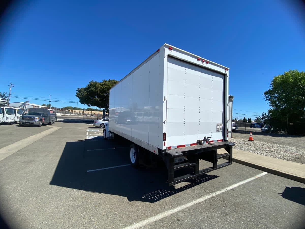 2022 Freightliner M2 106 in West Sacramento, CA — photo 6