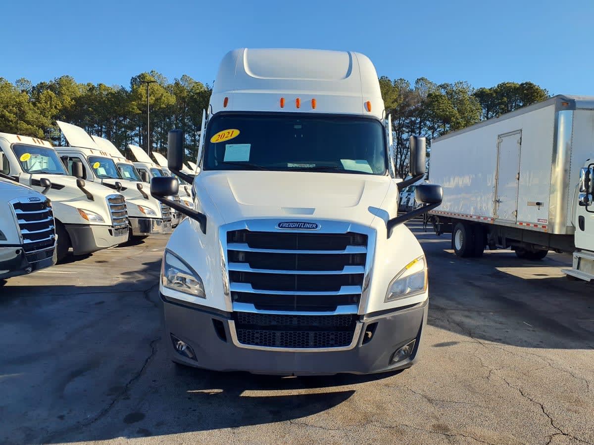 2021 Freightliner - image 2