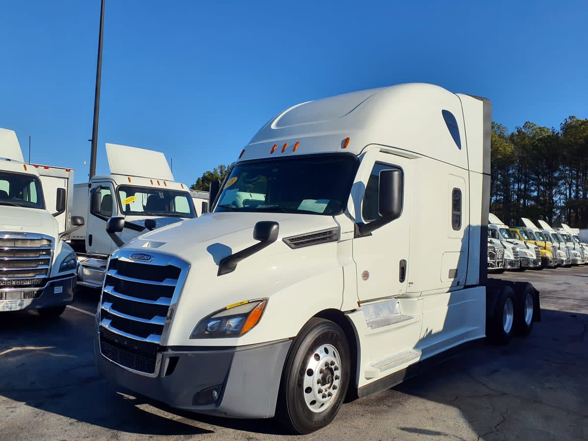 2021 Freightliner - image 3