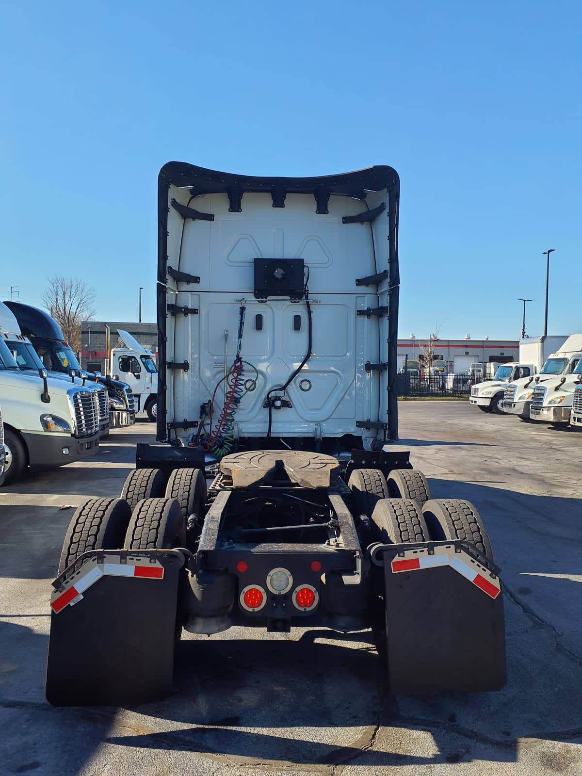 2021 Freightliner - image 5