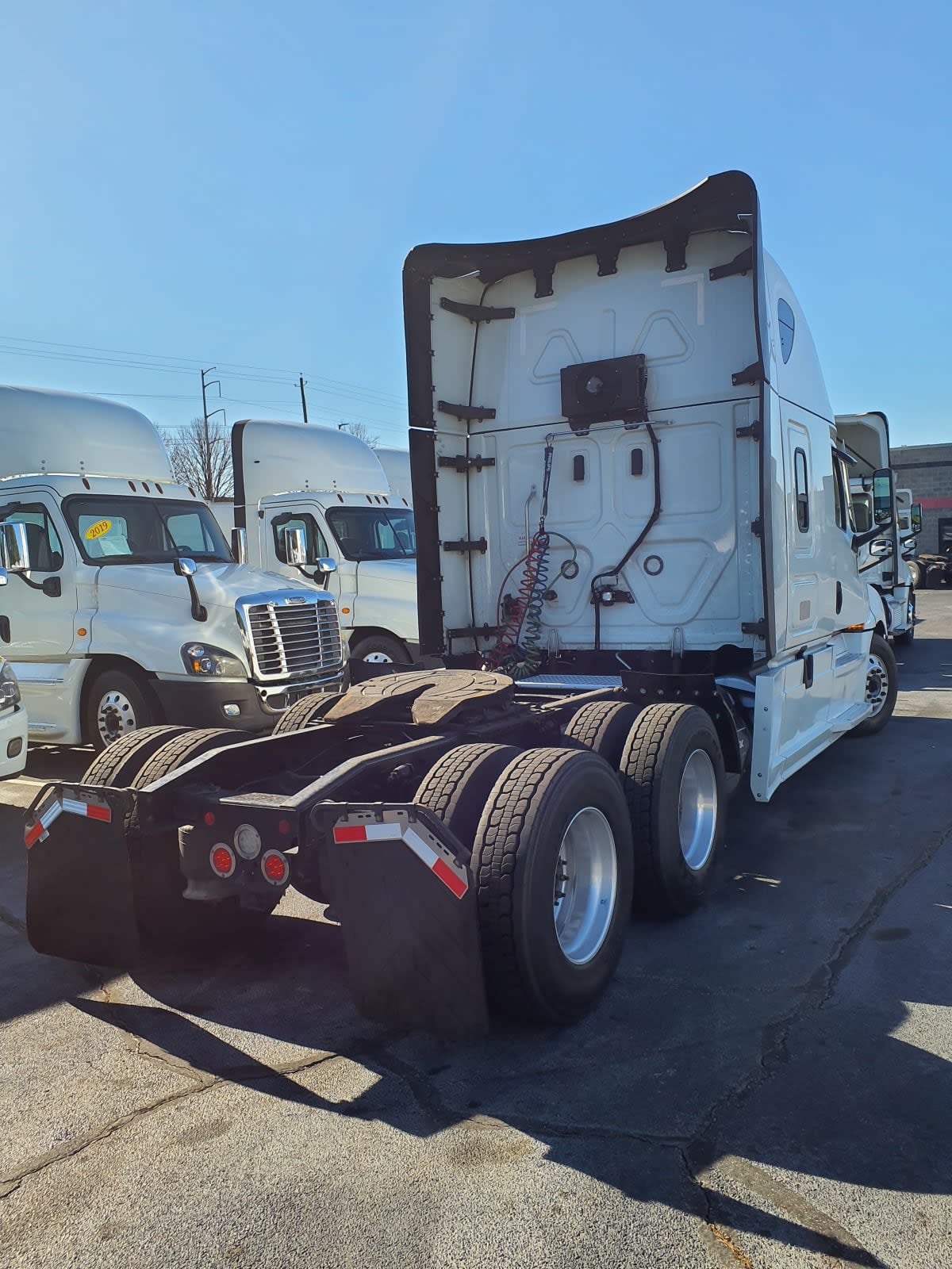 2021 Freightliner - image 4