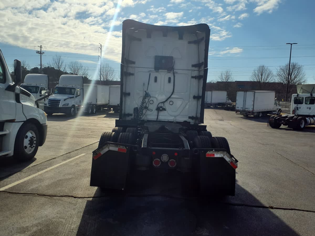 2021 Freightliner - image 5