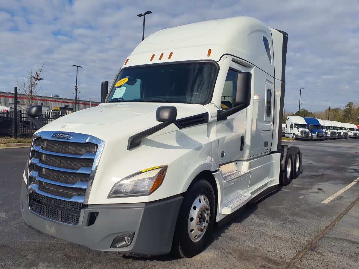 2021 Freightliner - image 3