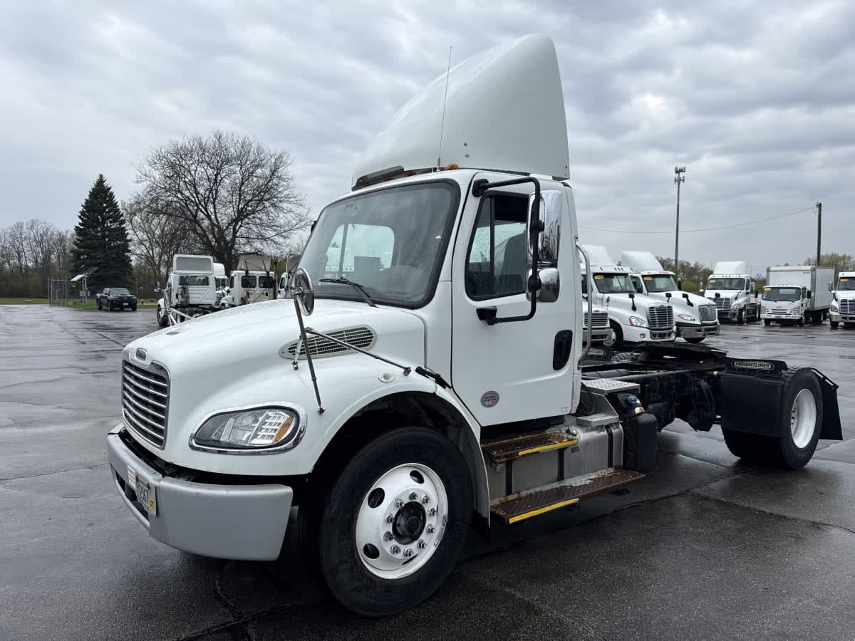 2022 Freightliner/Mercedes M2 106 507998
