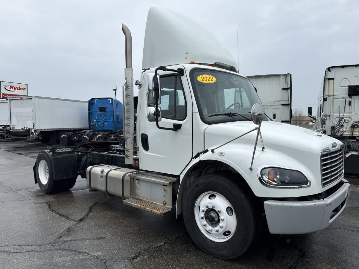 2022 Freightliner/Mercedes M2 106 507998