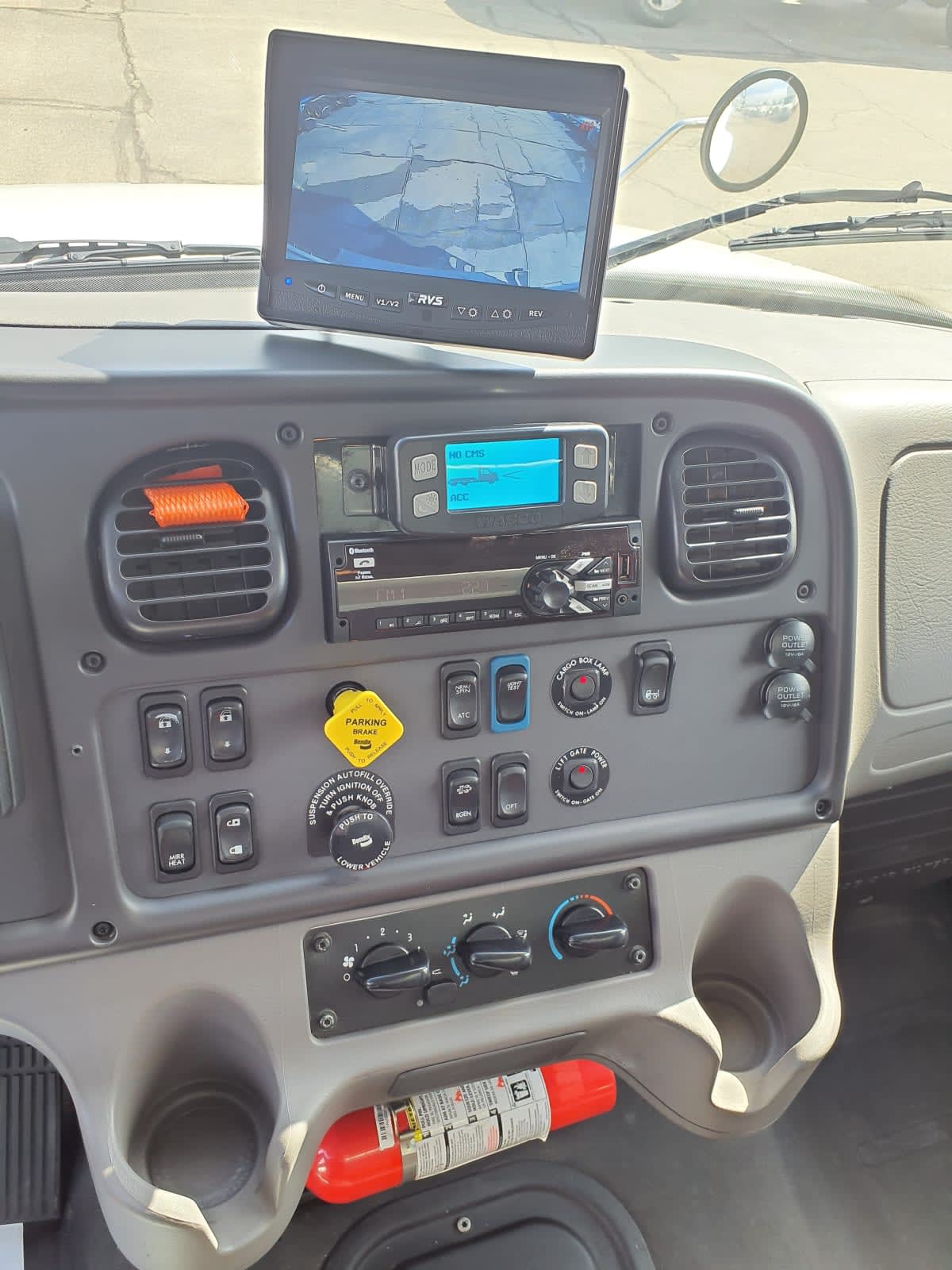 2022 Freightliner/Mercedes M2 106 508417