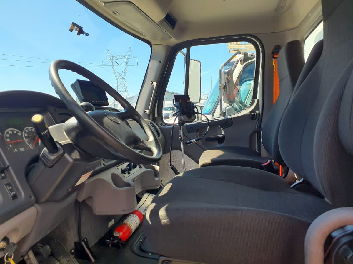 2021 Freightliner/Mercedes M2 106 508449