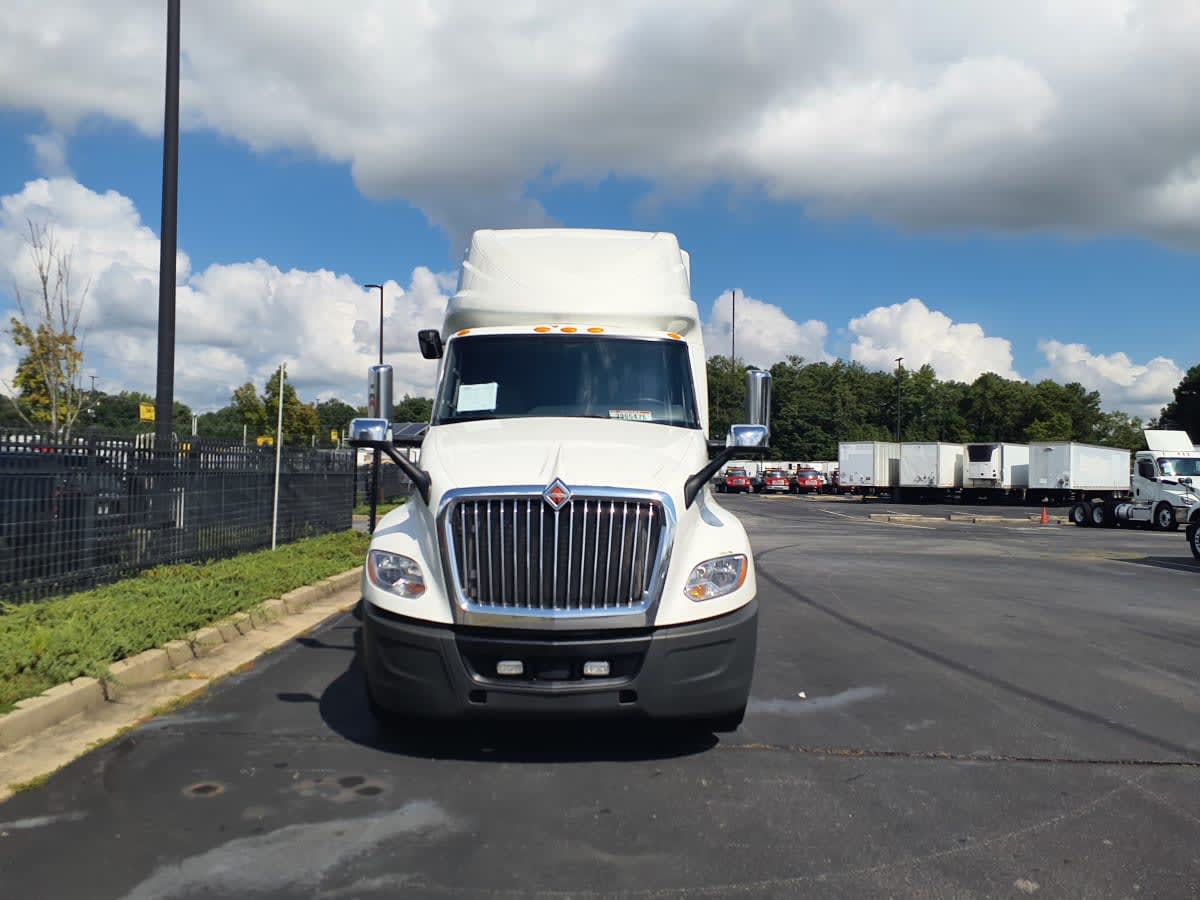 2022 International LT in Atlanta, GA — photo 2