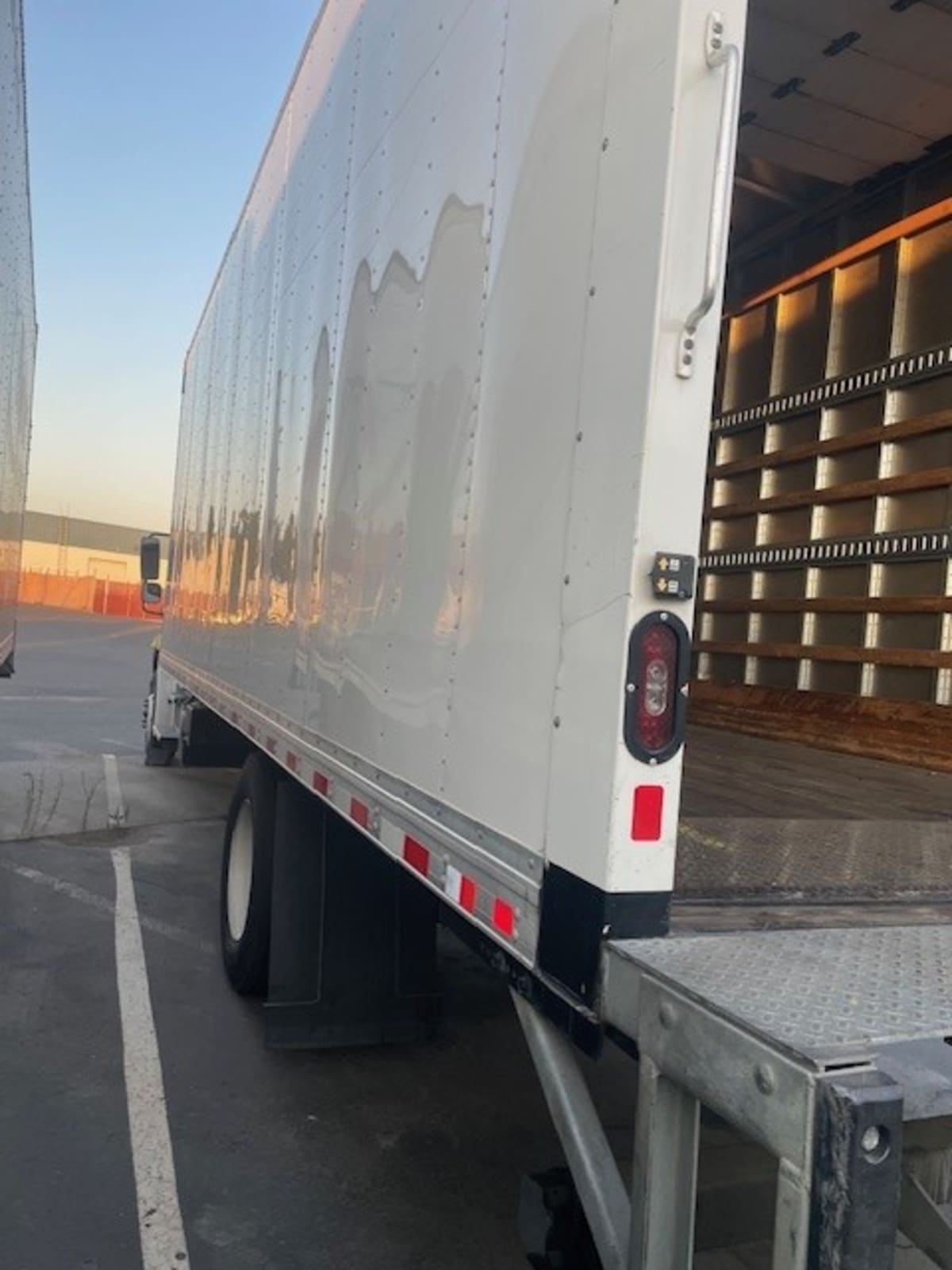 2021 Freightliner M2 106 508763