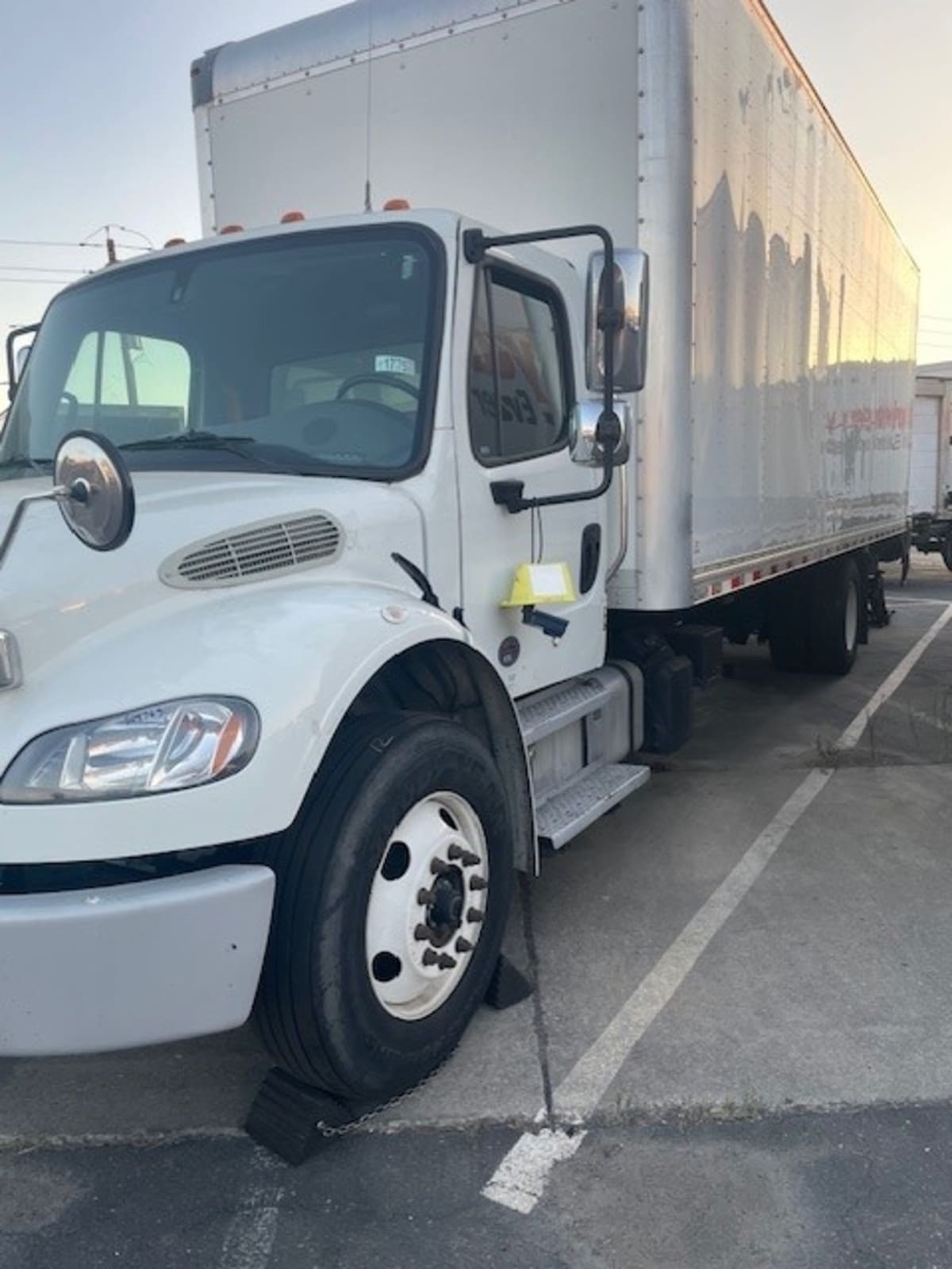 2021 Freightliner M2 106 508763
