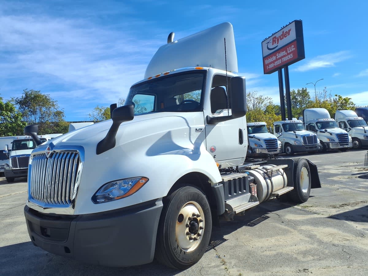 2021 Navistar International LT625 DAYCAB S/A 509248