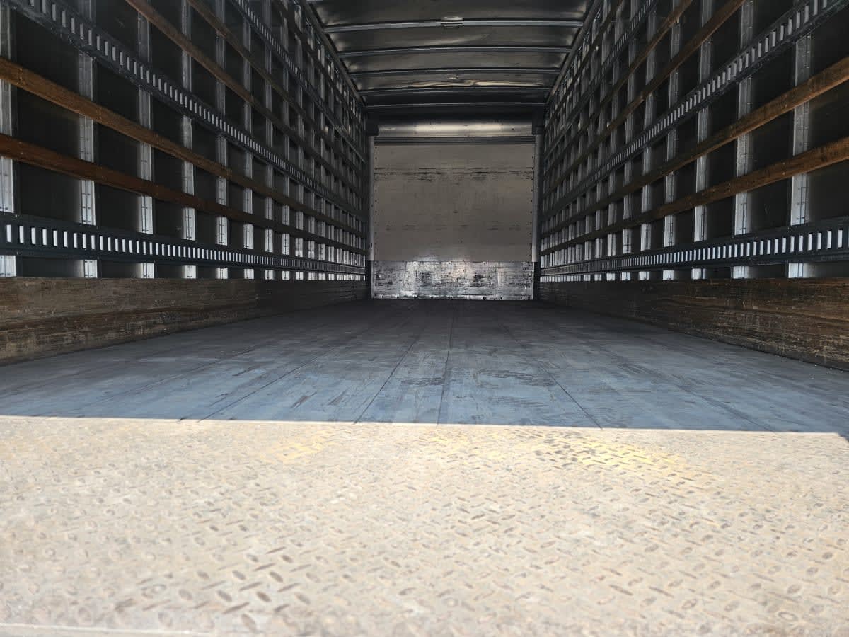 2022 Freightliner M2 106 510046