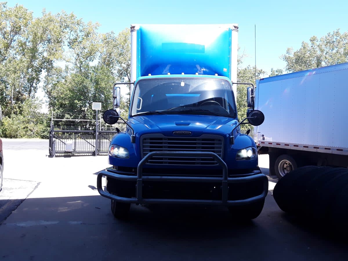 2022 Freightliner M2 106 in Kansas City, MO — photo 2