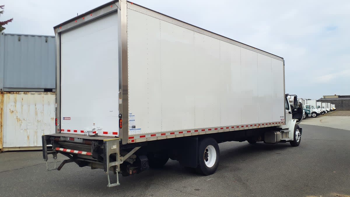 2022 Freightliner/Mercedes M2 106 512989