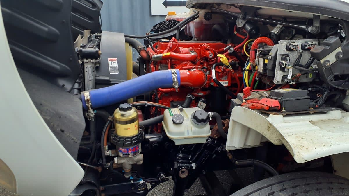 2022 Freightliner/Mercedes M2 106 512989
