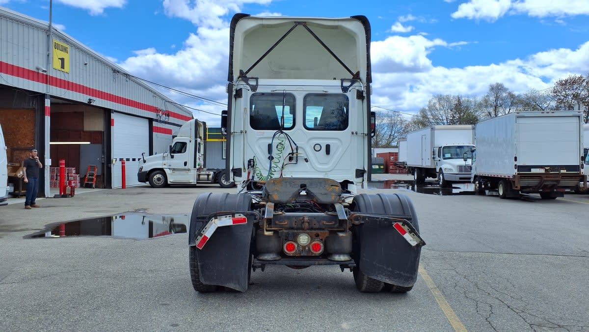 2022 Freightliner/Mercedes CASCADIA PX12642ST 515225