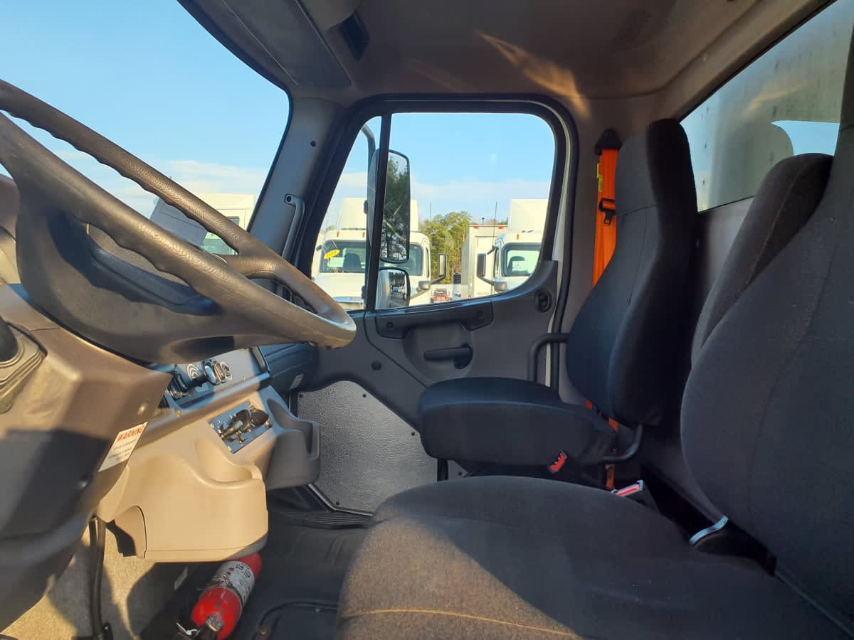 2022 Freightliner/Mercedes M2 106 516961