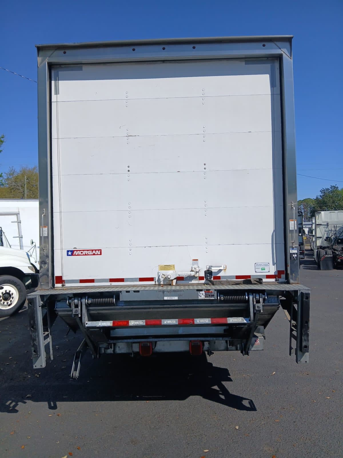 2022 Freightliner/Mercedes M2 106 516971