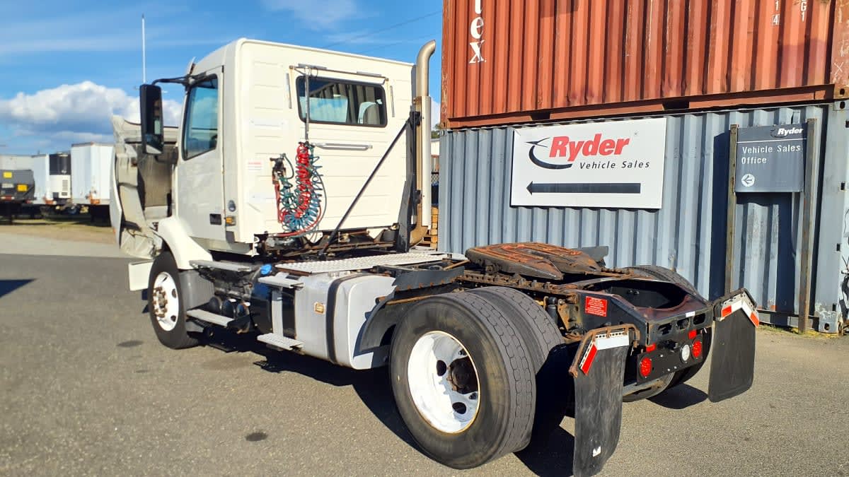 2014 Volvo in Springfield, MA — photo 6