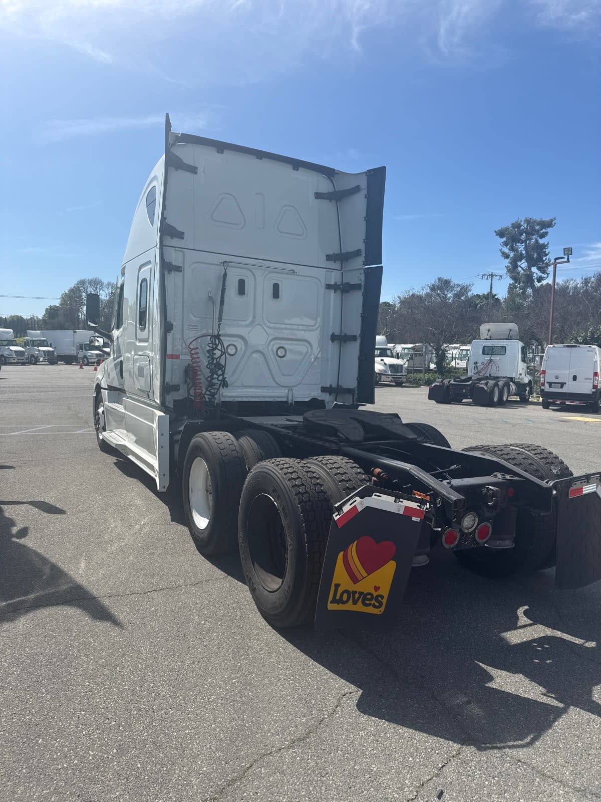 2021 Freightliner - image 6