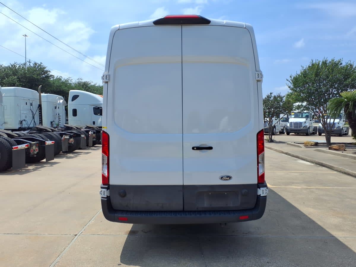 2021 Ford Motor Company TRANSIT 250 HI ROOF 520468