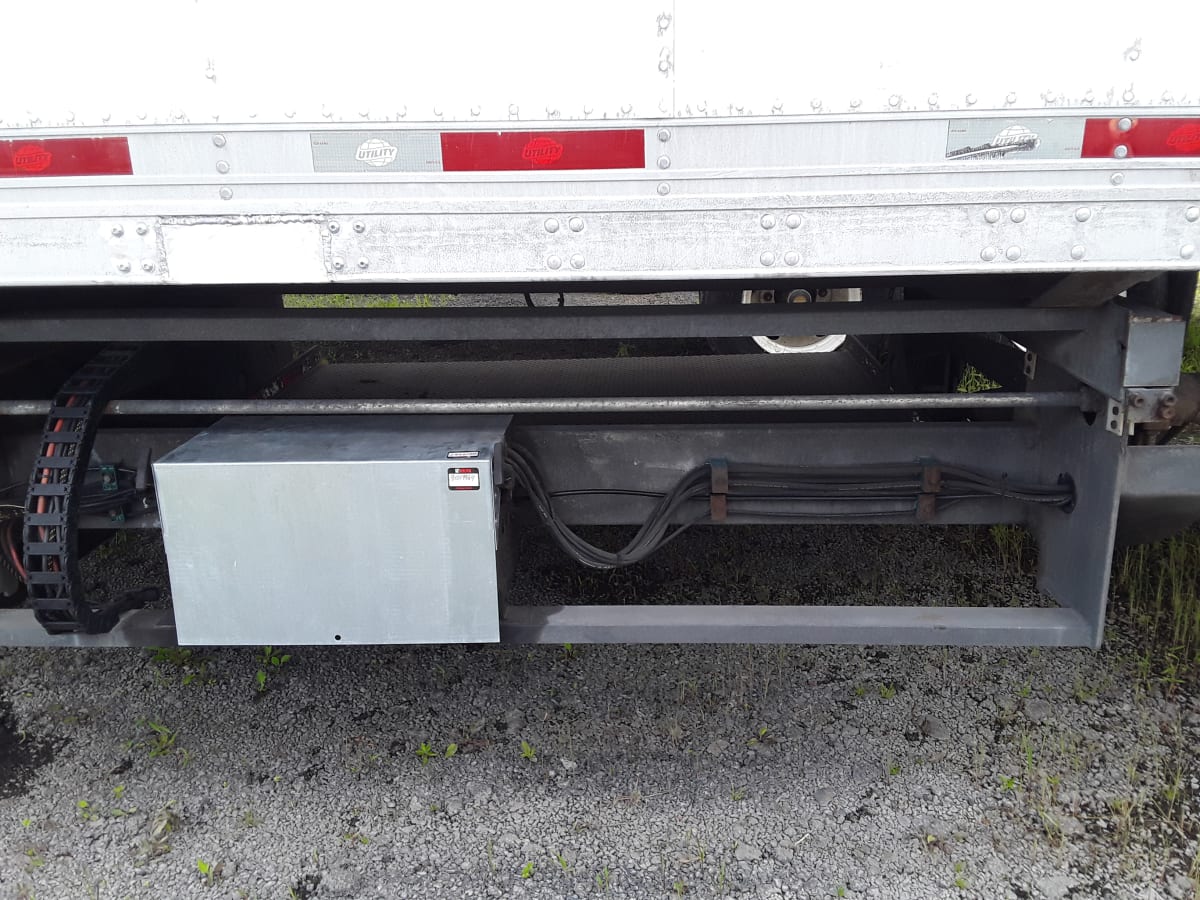 2014 Utility Trailers VS2RA 48/162/102 520799