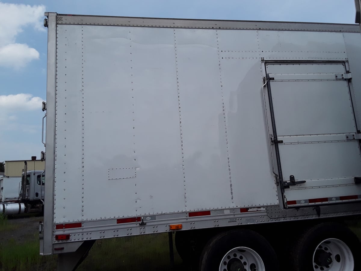 2014 Utility Trailers VS2RA 48/162/102 520799