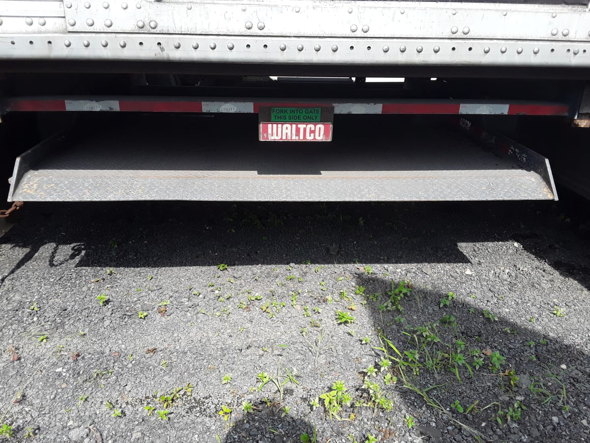 2014 Utility Trailers VS2RA 48/162/102 520817